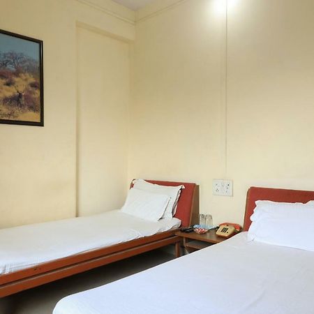 Spot On 39820 Shree Vaibhav Saver Hotel Nagpur Buitenkant foto