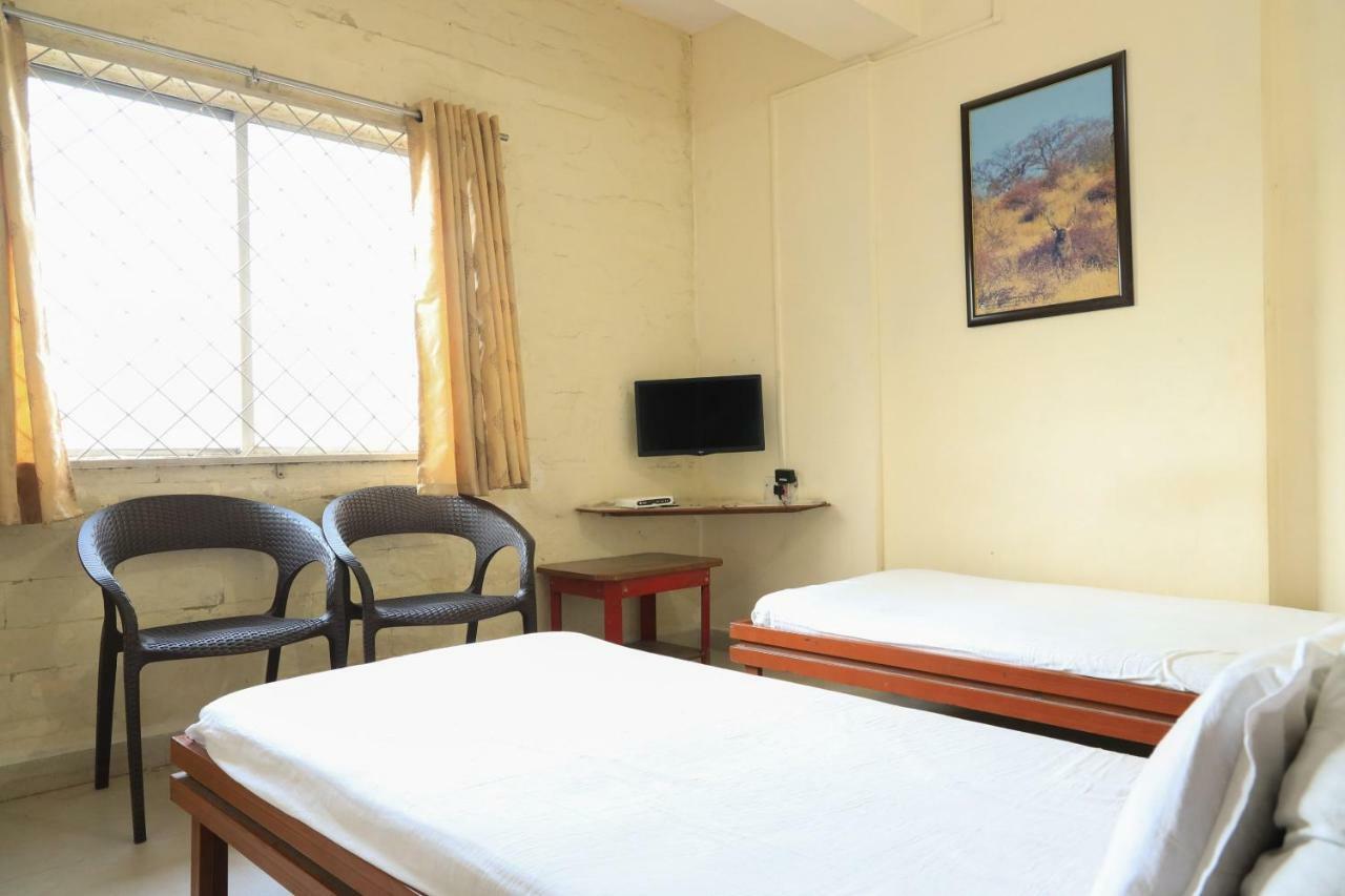 Spot On 39820 Shree Vaibhav Saver Hotel Nagpur Buitenkant foto